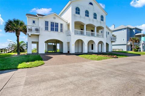 Single Family Residence in Galveston TX 21107 Sand Hill Drive 2.jpg
