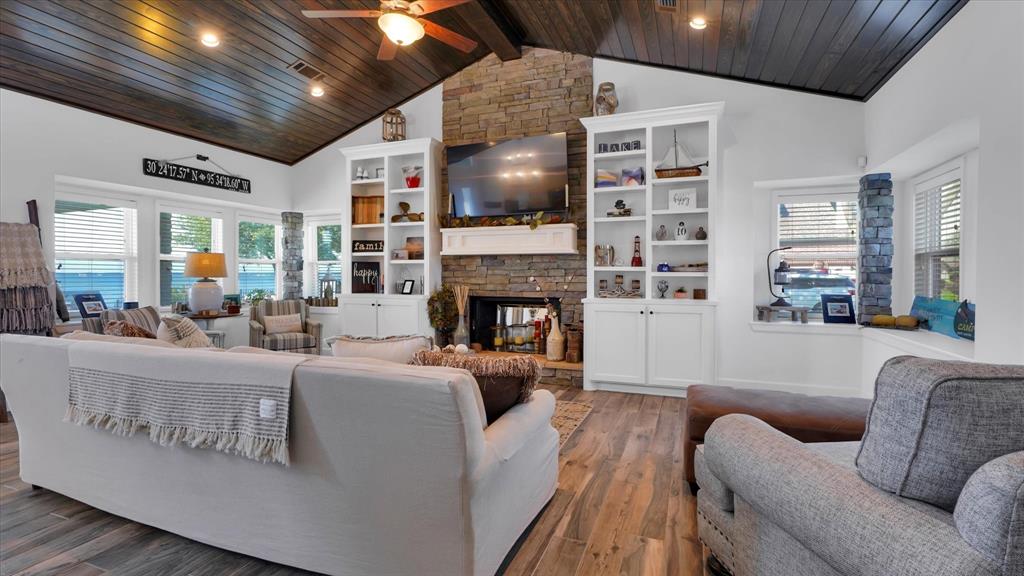 7181 Kingston Cove Lane