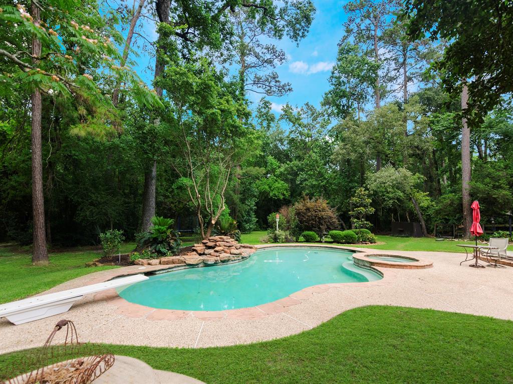 23222 Red Oak Trail