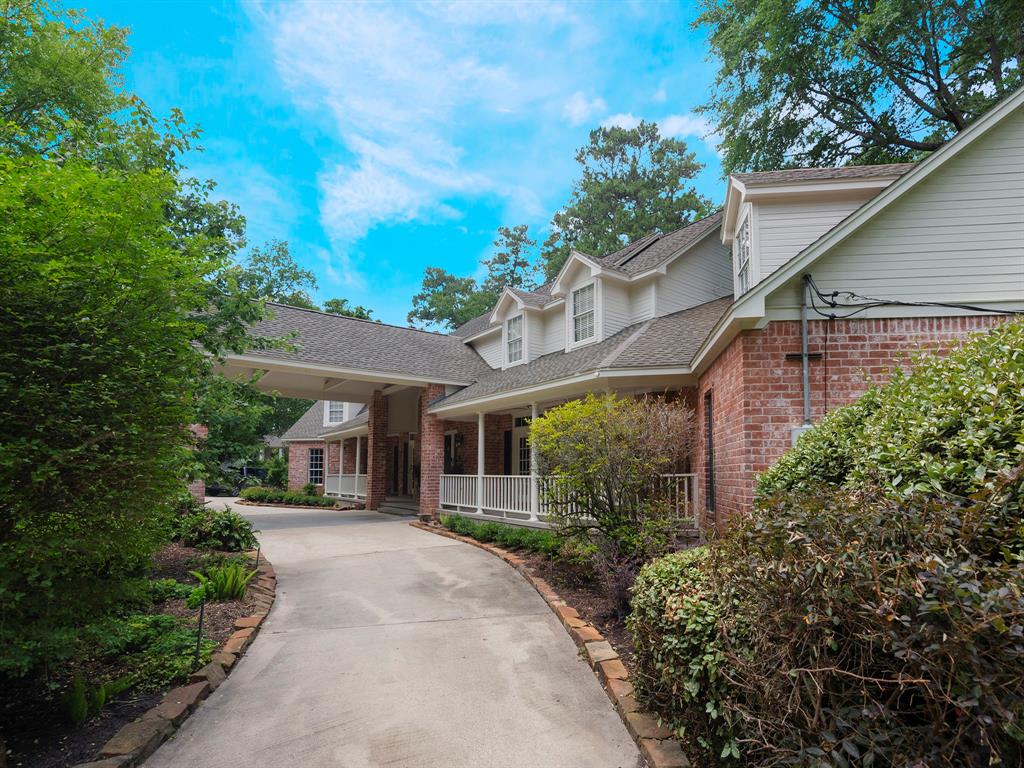 23222 Red Oak Trail