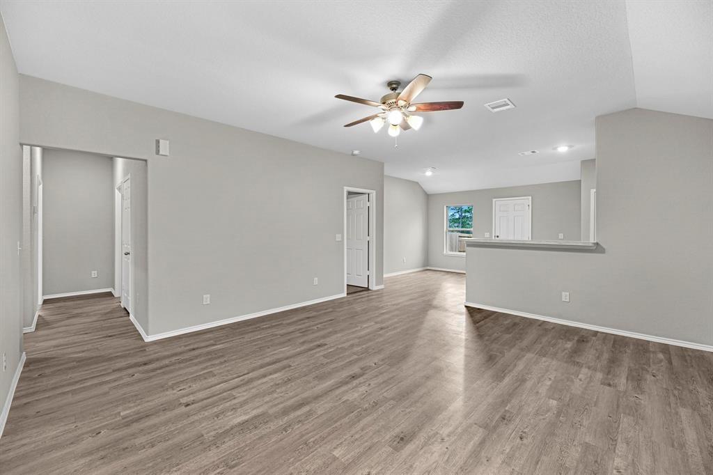 128 Reese Ravine Lane, Magnolia, Texas image 8