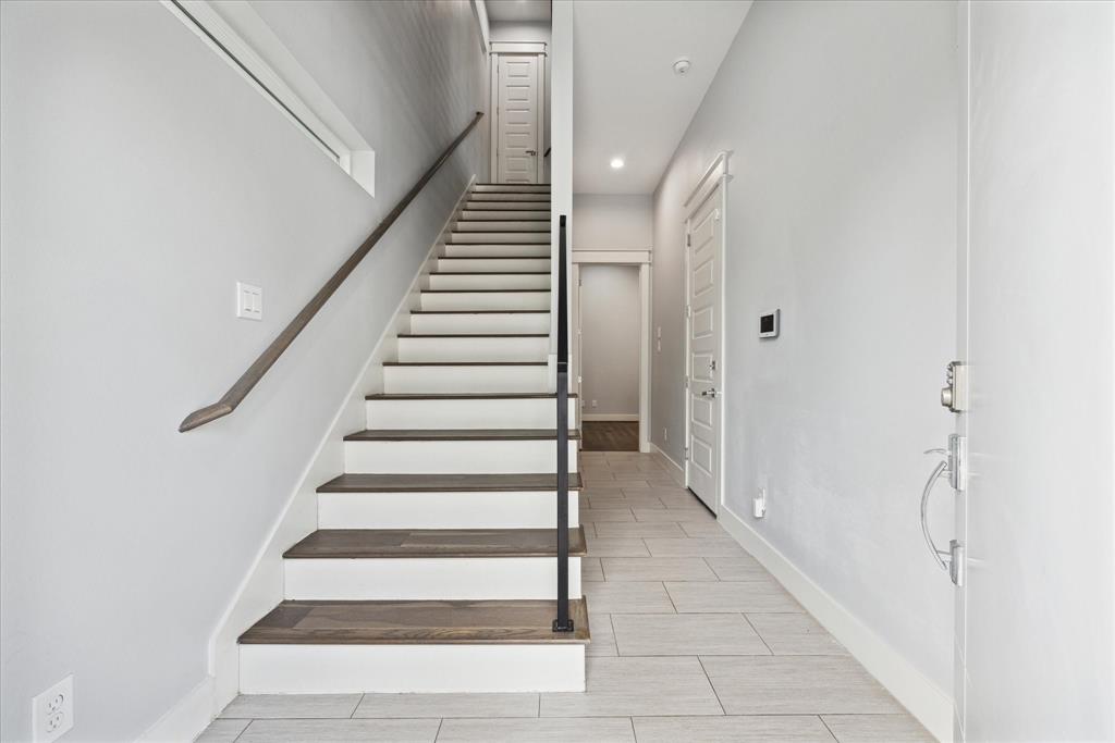 513 W 10th Street, Houston, Texas image 3