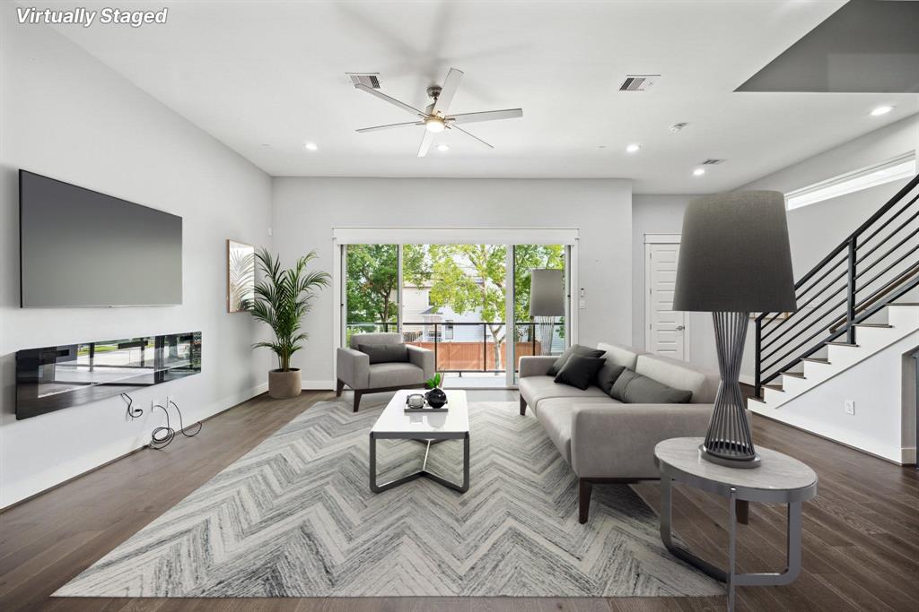 513 W 10th Street, Houston, Texas image 7