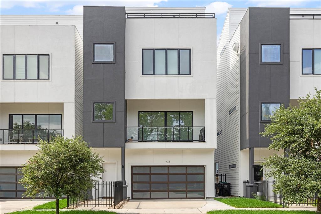 513 W 10th Street, Houston, Texas image 1