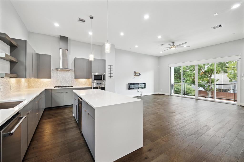 513 W 10th Street, Houston, Texas image 10