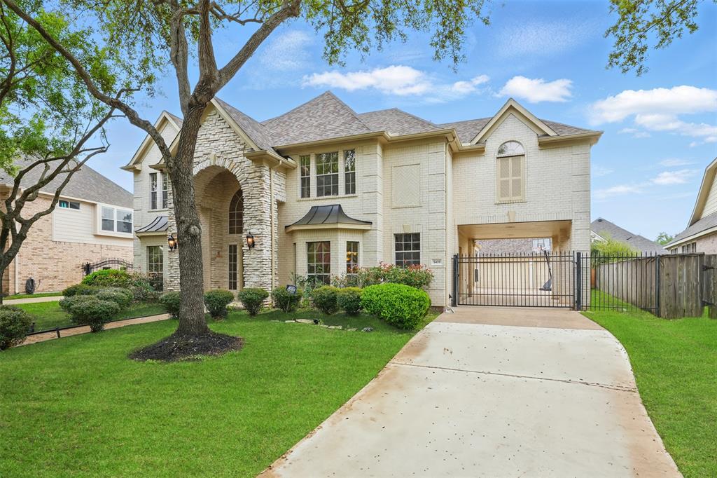5419 Eagle Trace Court, Sugar Land, Texas image 3