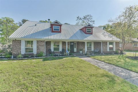 A home in Dickinson