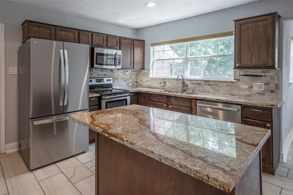 1109 Dismuke Street, Houston, Texas image 10