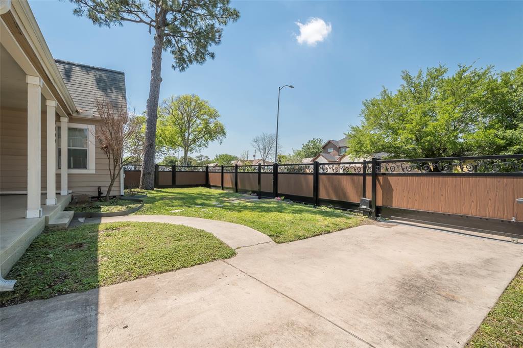 1109 Dismuke Street, Houston, Texas image 5