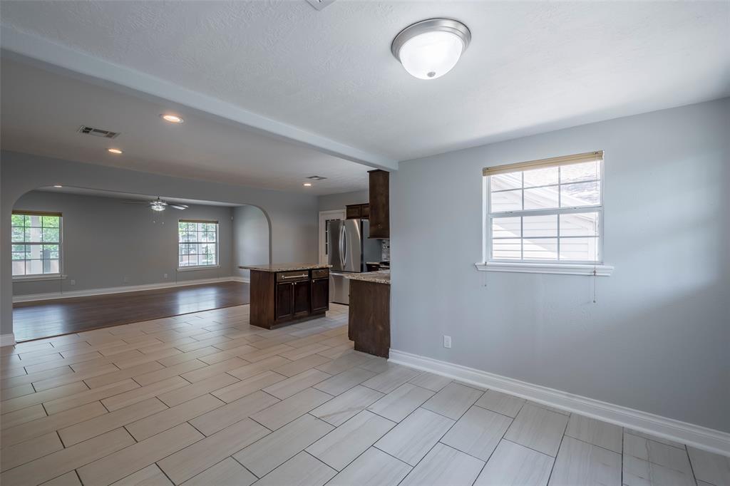 1109 Dismuke Street, Houston, Texas image 13