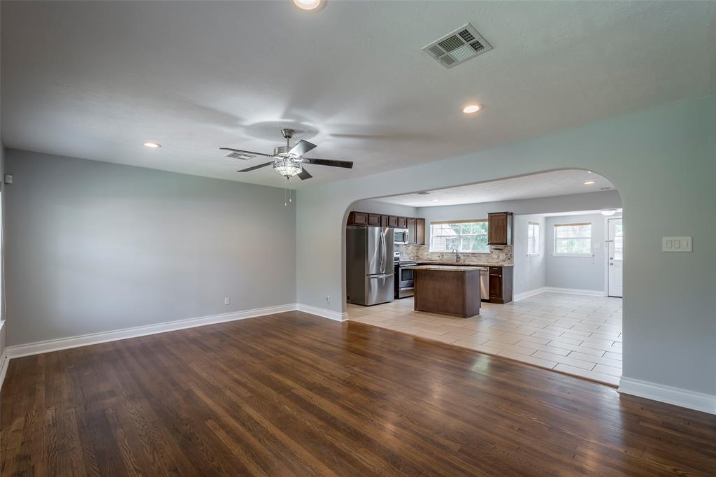 1109 Dismuke Street, Houston, Texas image 6