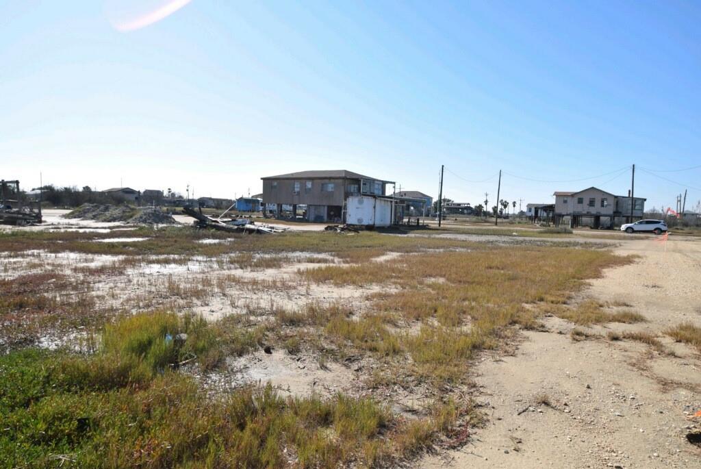 1400 14th Street, Port Bolivar, Texas image 3