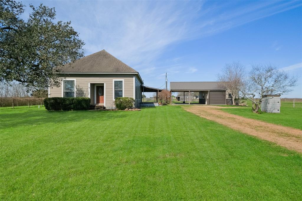 907 County Road 219, East Bernard, Texas image 2
