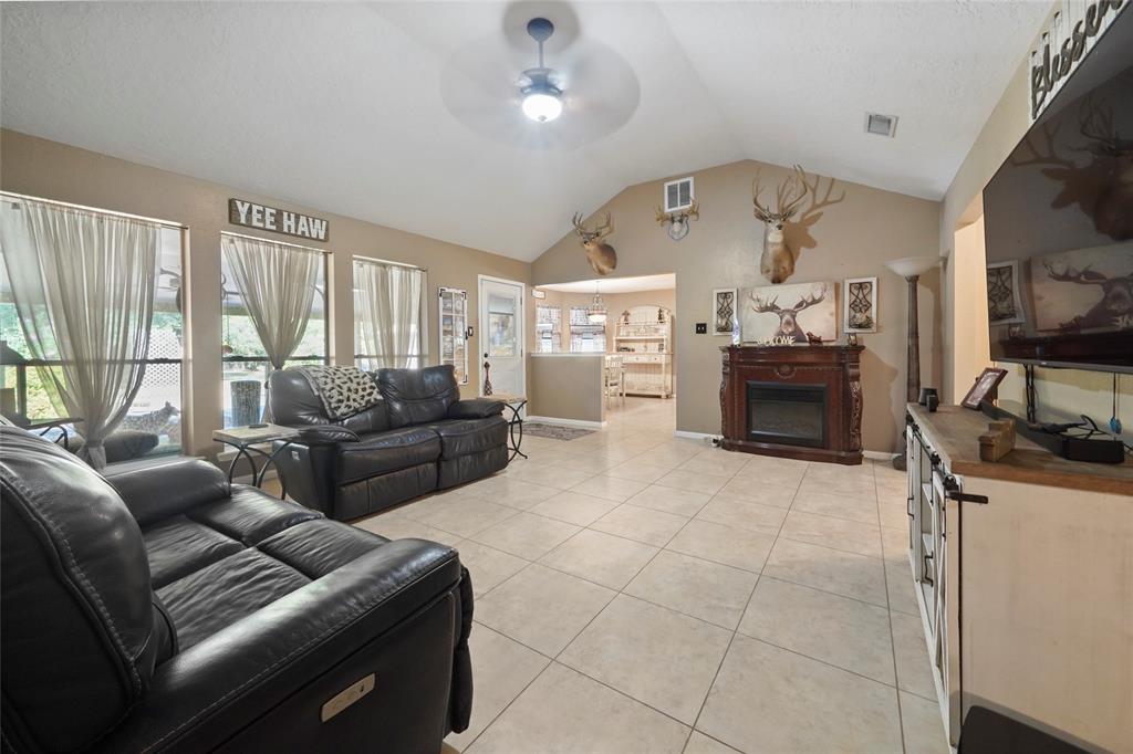 309 County Road 3663, Splendora, Texas image 22