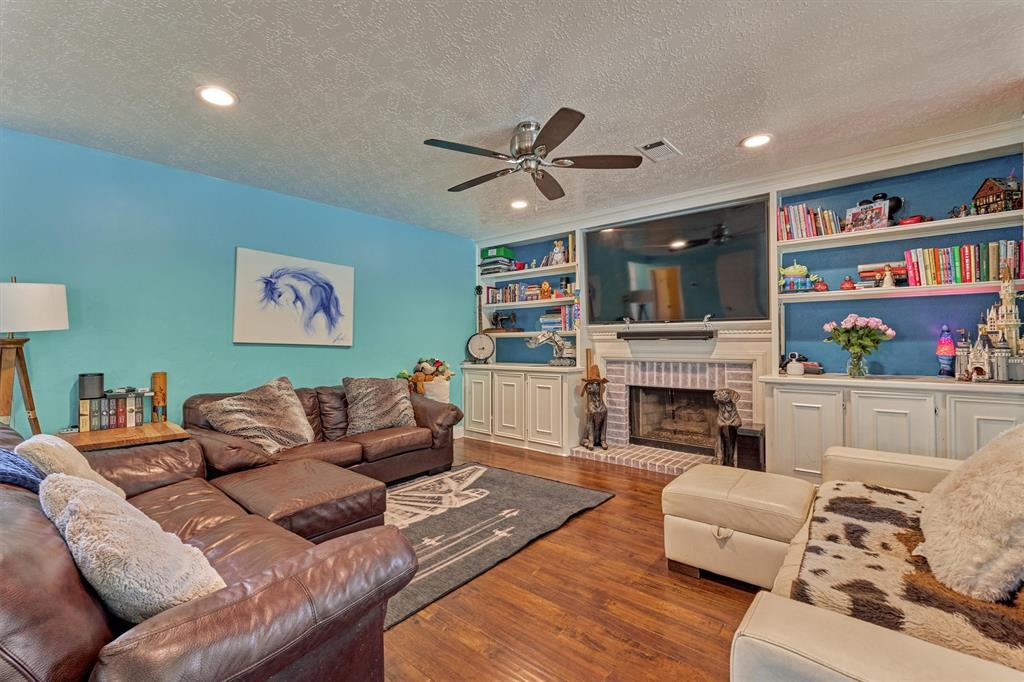 129 N Rainbow Ridge Circle, The Woodlands, Texas image 22