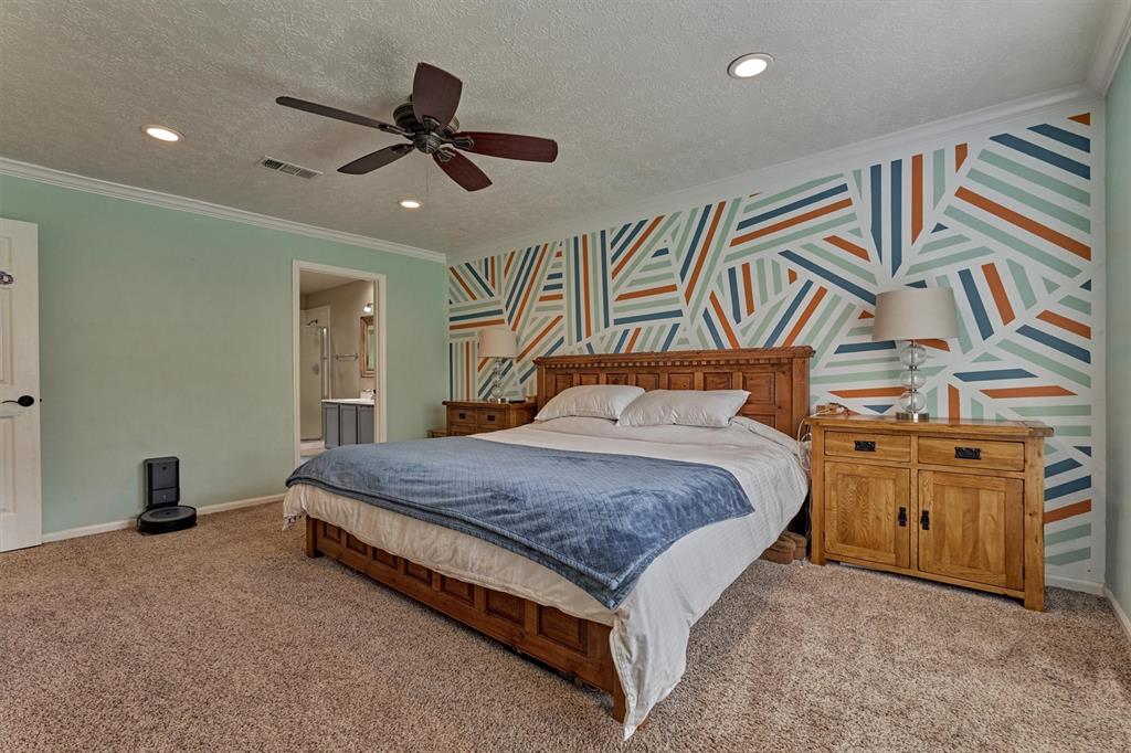 129 N Rainbow Ridge Circle, The Woodlands, Texas image 30