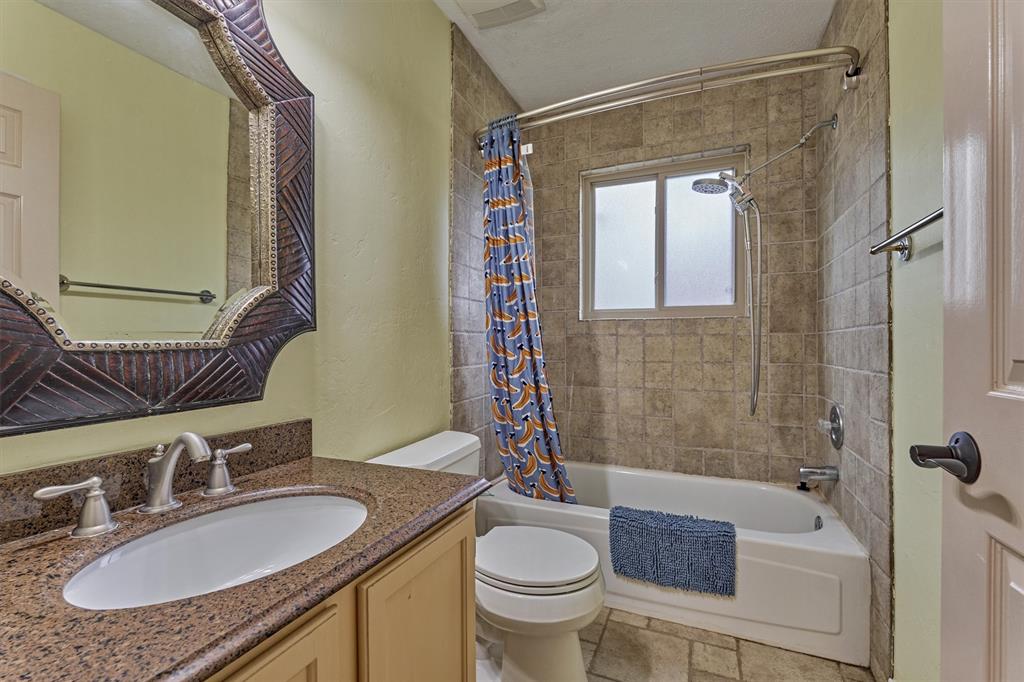 129 N Rainbow Ridge Circle, The Woodlands, Texas image 29