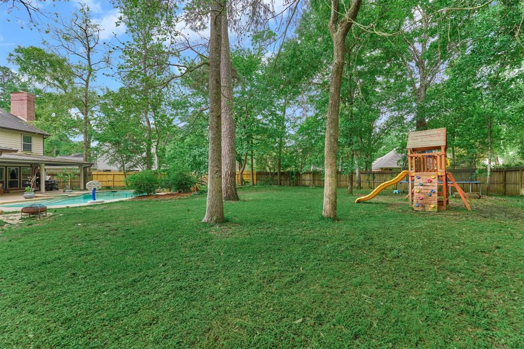 129 N Rainbow Ridge Circle, The Woodlands, Texas image 43