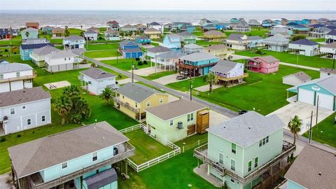 A home in Crystal Beach