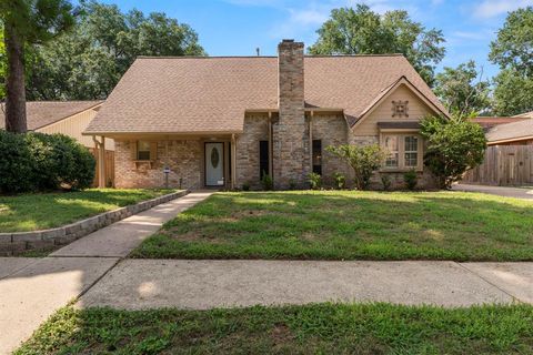 Single Family Residence in Spring TX 7031 River Mill Drive.jpg