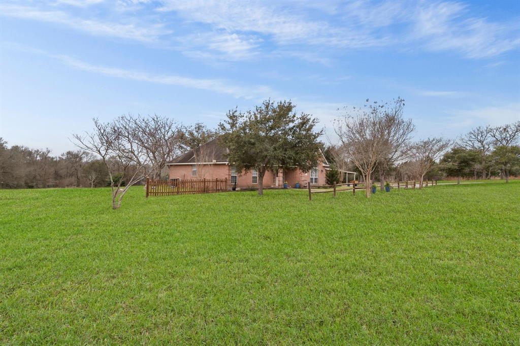 3555 Amber Circle, Chappell Hill, Texas image 5