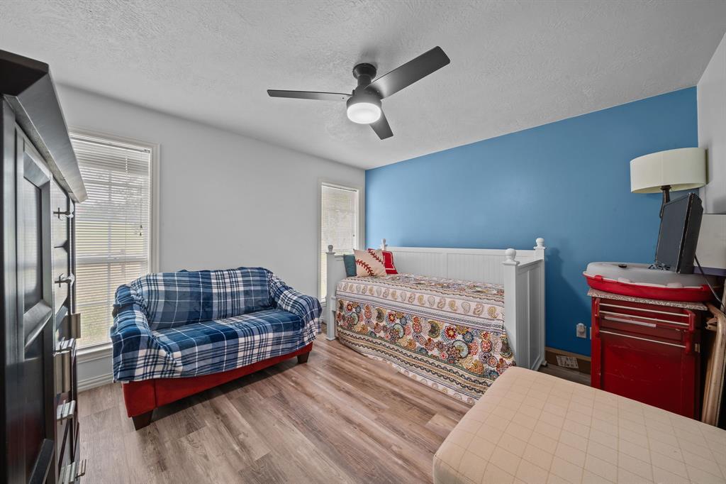 3555 Amber Circle, Chappell Hill, Texas image 12