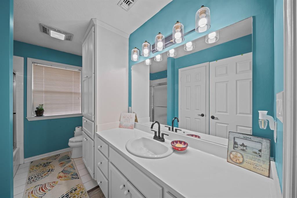 3555 Amber Circle, Chappell Hill, Texas image 10