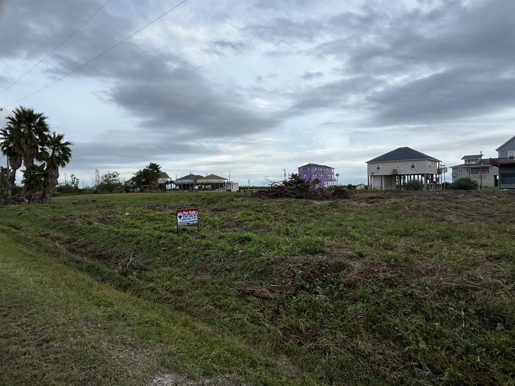 1402 Front Avenue, Port Bolivar, Texas image 1