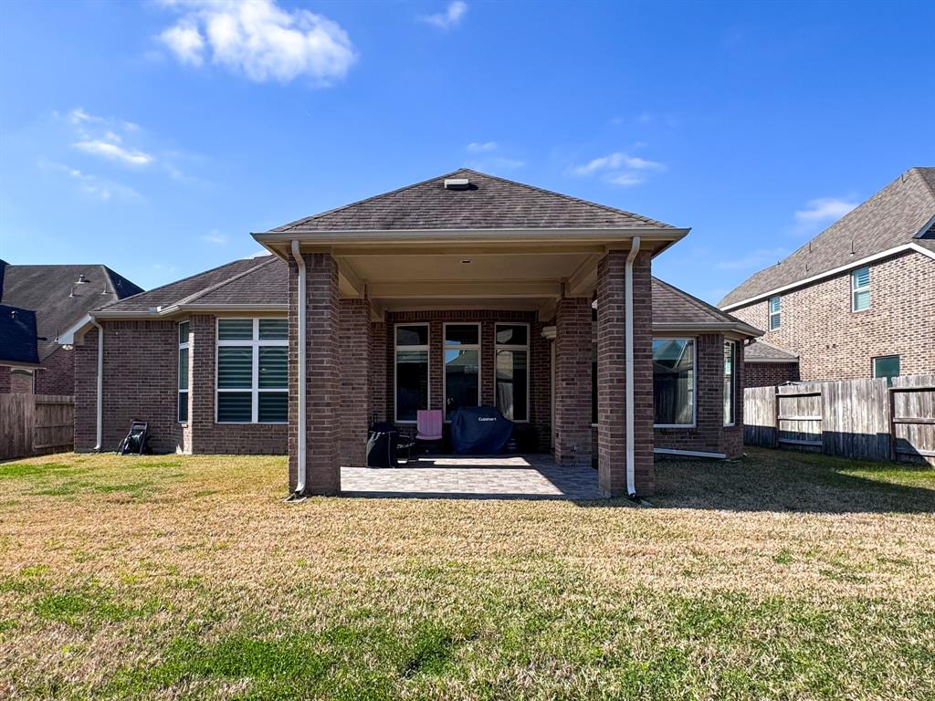 3423 Leaning Willow Drive, Katy, Texas image 12