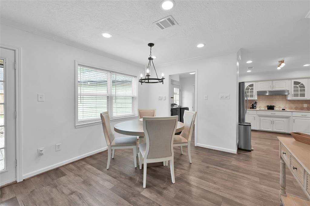 16419 Fox Crossing Lane, Spring, Texas image 8