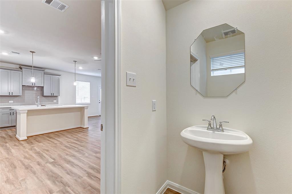 14107 Mellow Pine Court, Houston, Texas image 7