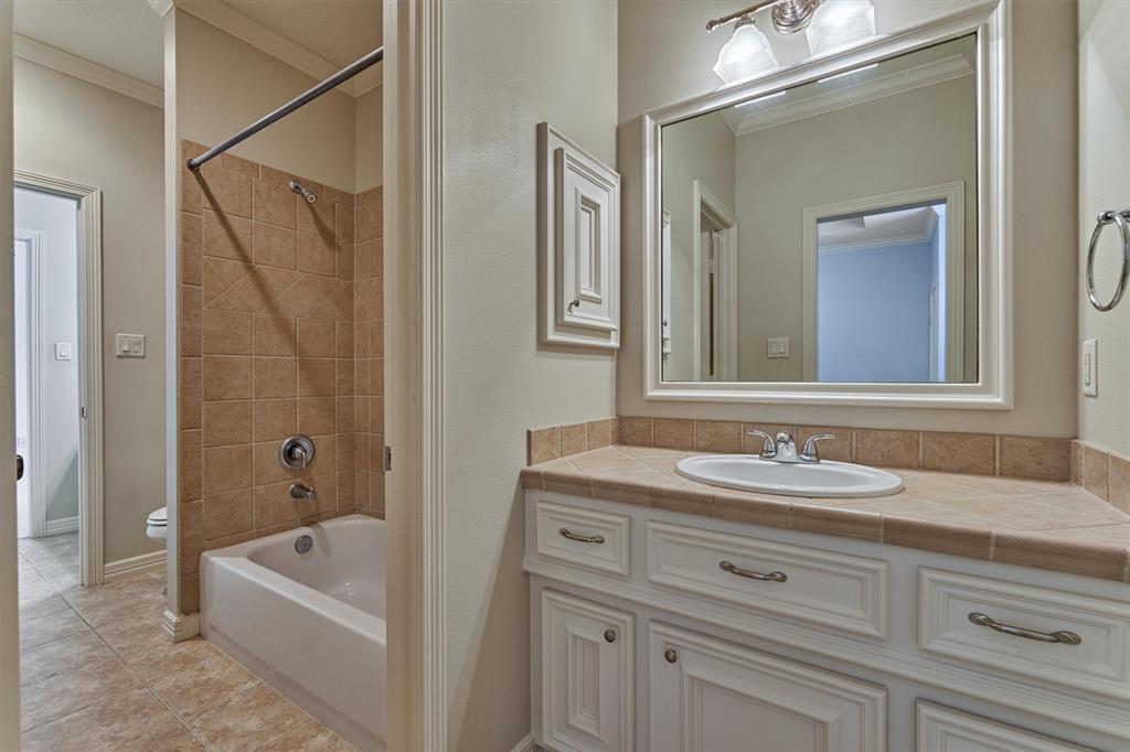2 S Garnet Bend, The Woodlands, Texas image 31