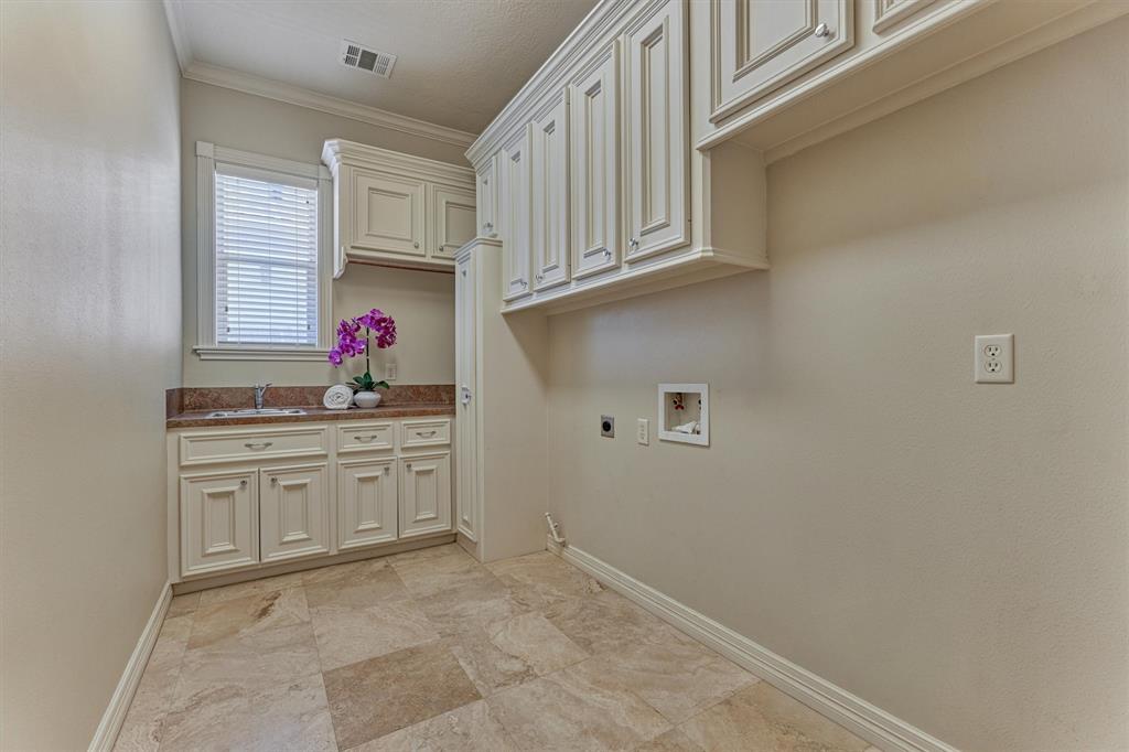 2 S Garnet Bend, The Woodlands, Texas image 36