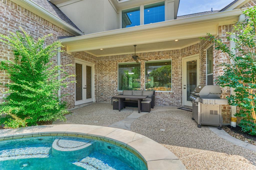 2 S Garnet Bend, The Woodlands, Texas image 38