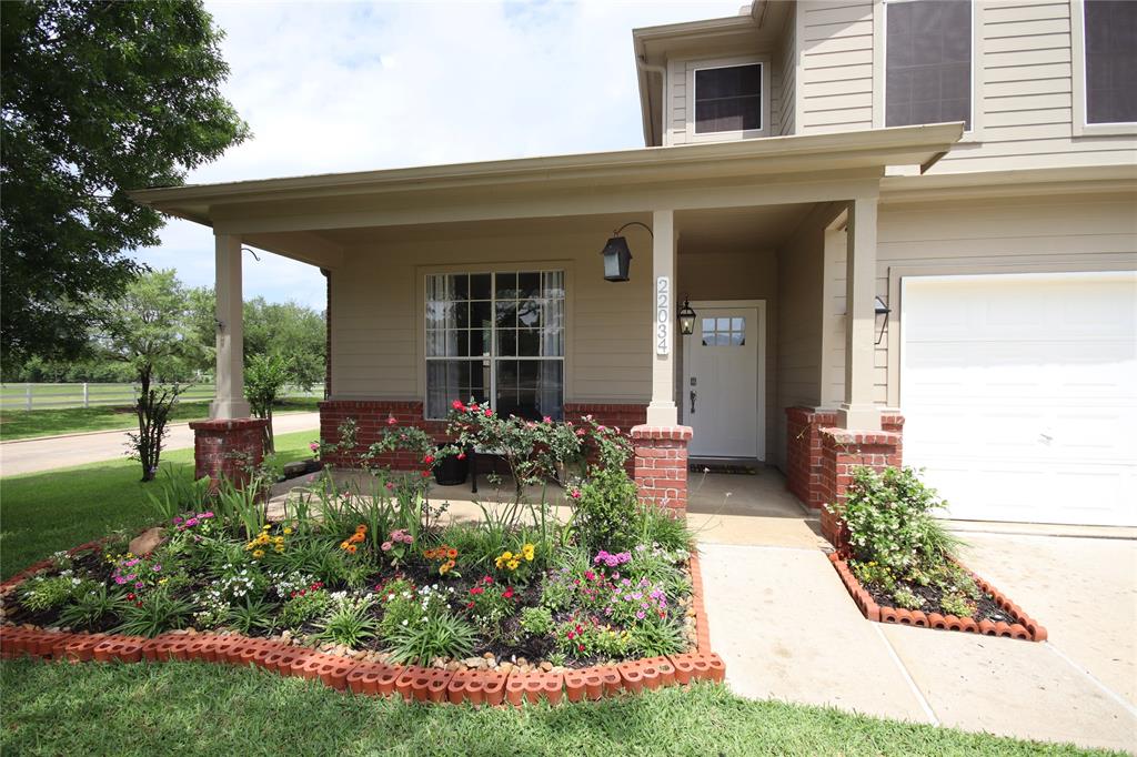 22034 Holly Branch Drive, Tomball, Texas image 5