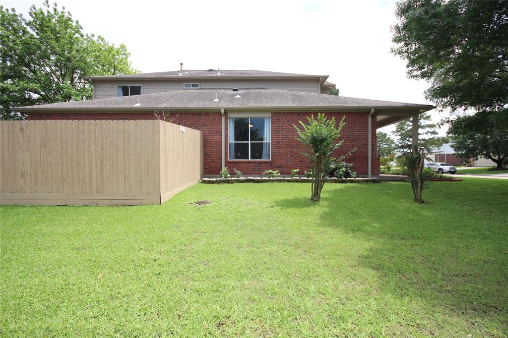 22034 Holly Branch Drive, Tomball, Texas image 45