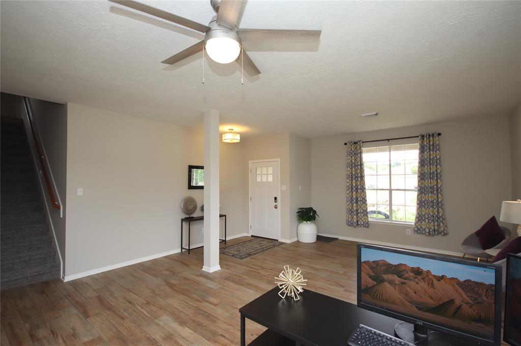 22034 Holly Branch Drive, Tomball, Texas image 20