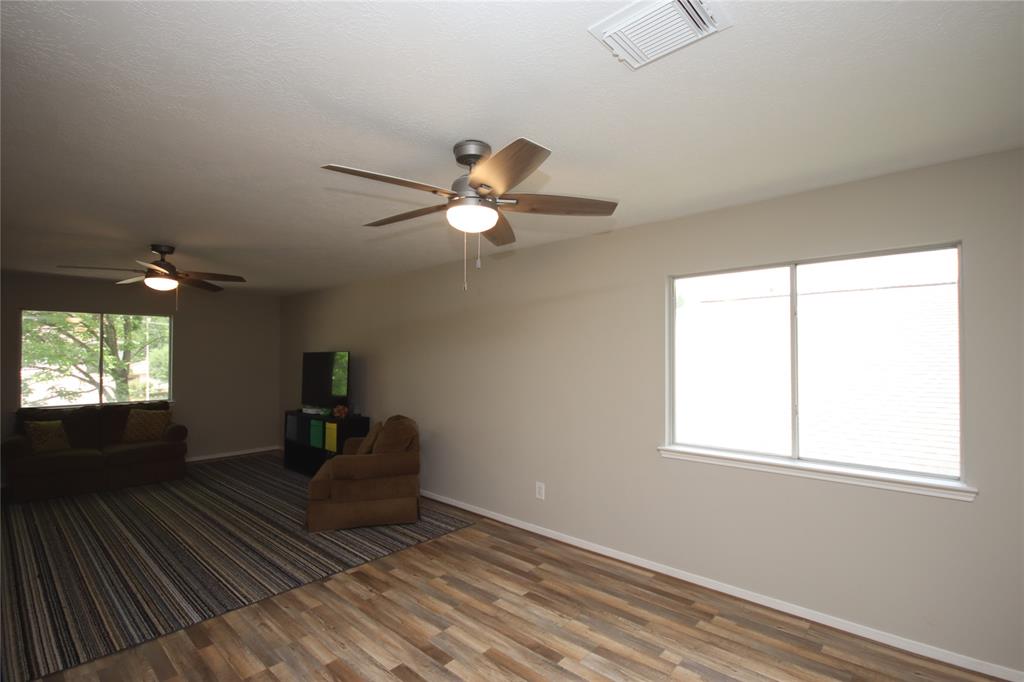 22034 Holly Branch Drive, Tomball, Texas image 30