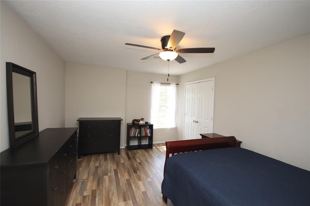 22034 Holly Branch Drive, Tomball, Texas image 39