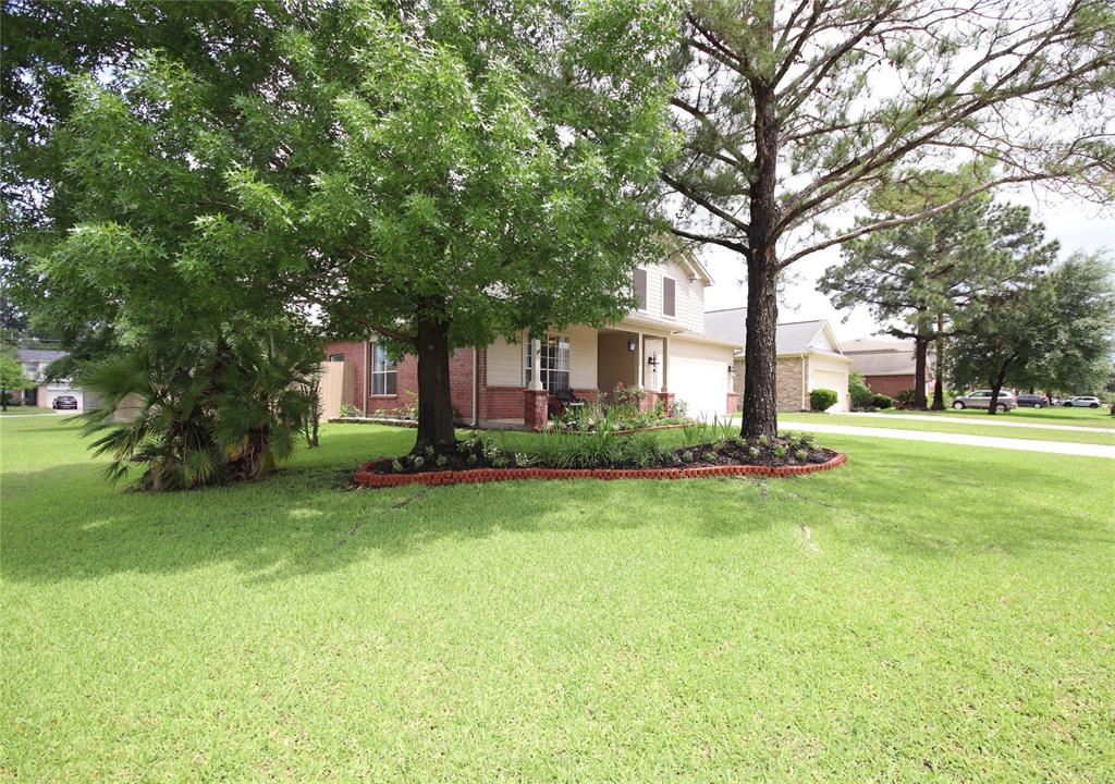 22034 Holly Branch Drive, Tomball, Texas image 31