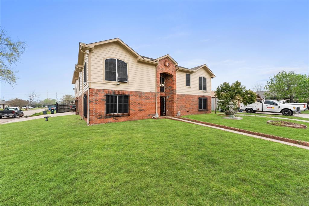 707 Doncrest Street, Channelview, Texas image 2