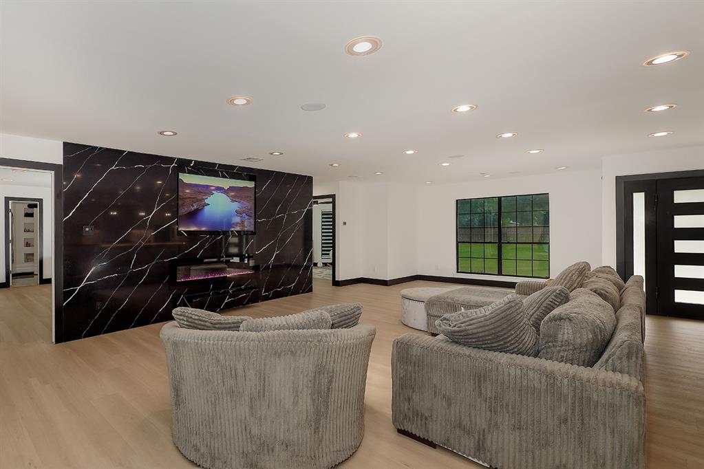 15232 Saddlewood Drive