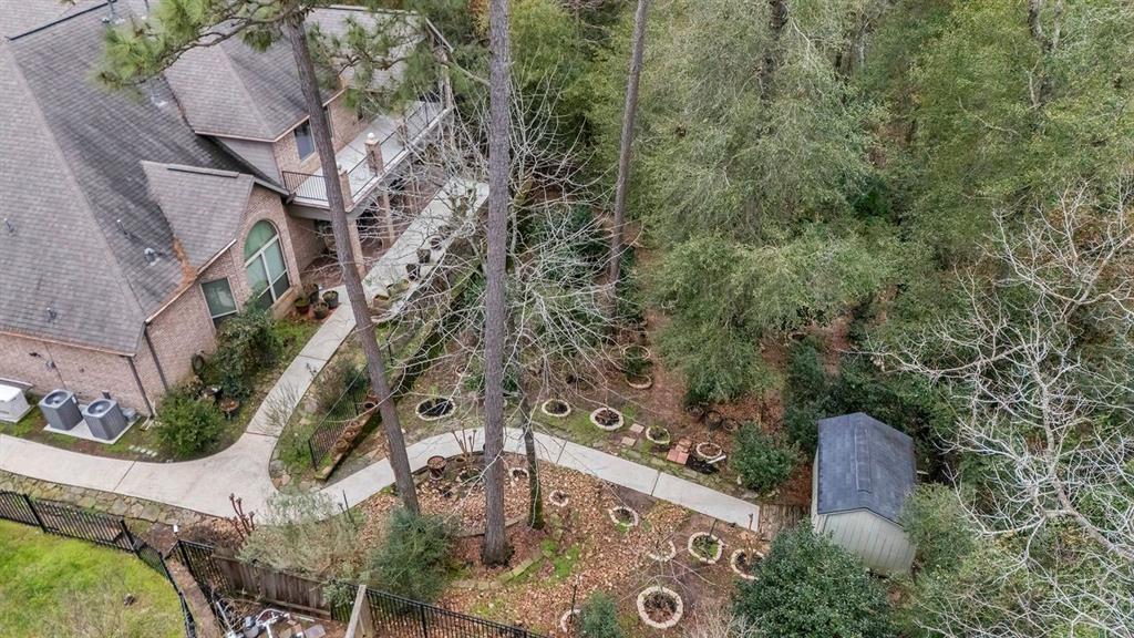 2042 Hidden Paradise Drive, Conroe, Texas image 41