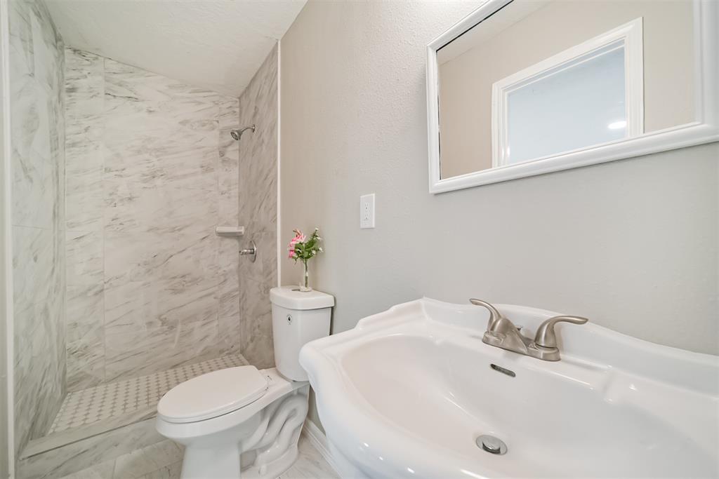 538 Pecan Drive, South Houston, Texas image 18