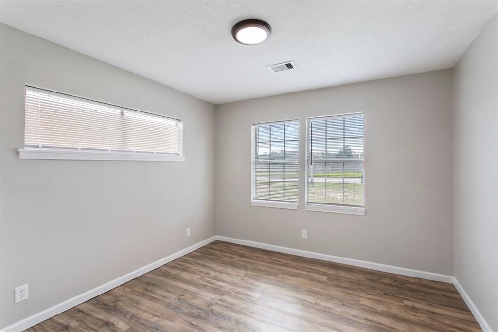 13210 Rockglen Street, Houston, Texas image 32