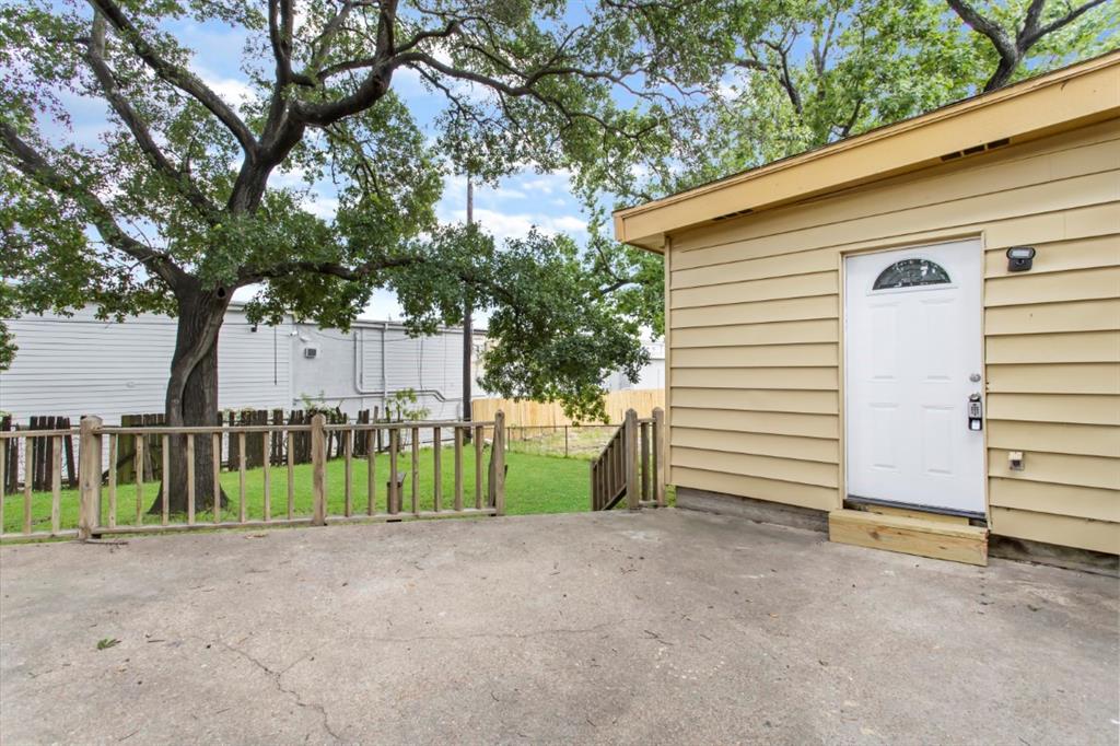 13210 Rockglen Street, Houston, Texas image 5