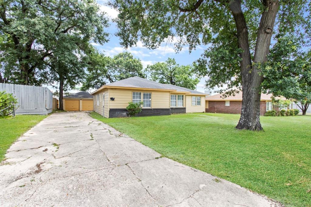 13210 Rockglen Street, Houston, Texas image 4