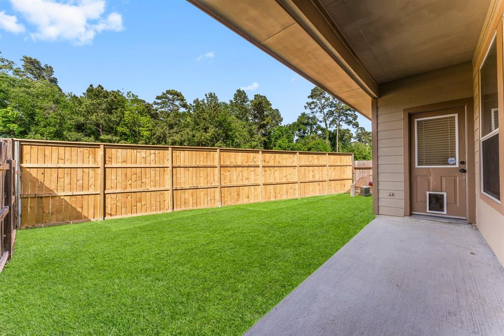 54 E Burberry Circle, The Woodlands, Texas image 22
