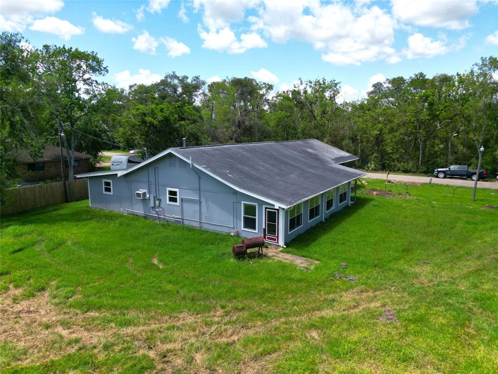 2923 County Road 510z, Brazoria, Texas image 32