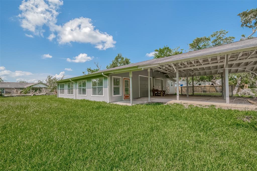 2923 County Road 510z, Brazoria, Texas image 3